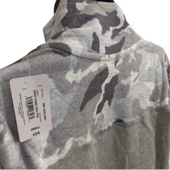 Flirtitude Gray Camouflage Mock Neck Quarter Zip Pullover Sweatshirt Small - Picture 5 of 8